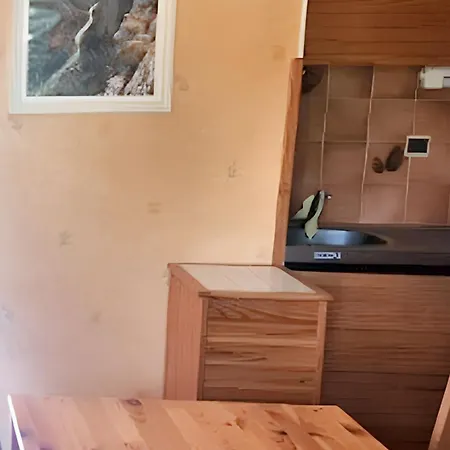 Apartment Douillet A Les Bains 30 M² Terrasse